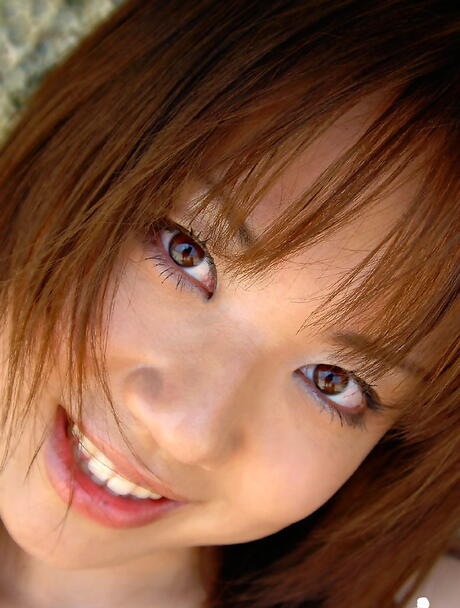 Deluxe japanese babe Chikaho Ito revealing her ass outdoor